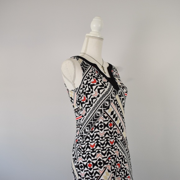 WHBM Geometric Print Sleeveless Shift Dress - Picture 3 of 5